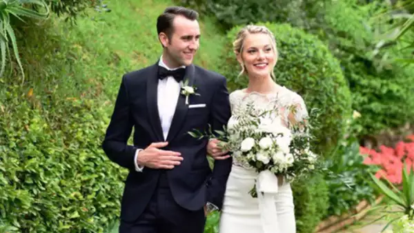 Matthew Lewis y Angela Jones