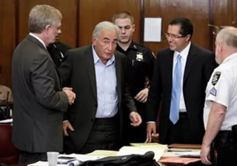 El ex funcionario ha permanecido las últimas cuatro noches en la prisión Rikers Island en Nueva York. (Foto: AP)