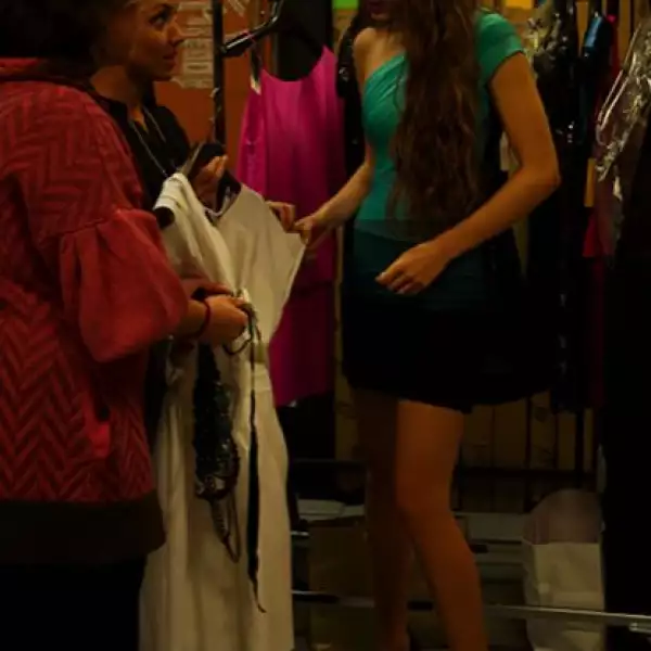 `Belinda sabe justo lo que quiere y cuida cada detalle´, aseguró la maquillista Alejandra Alba.