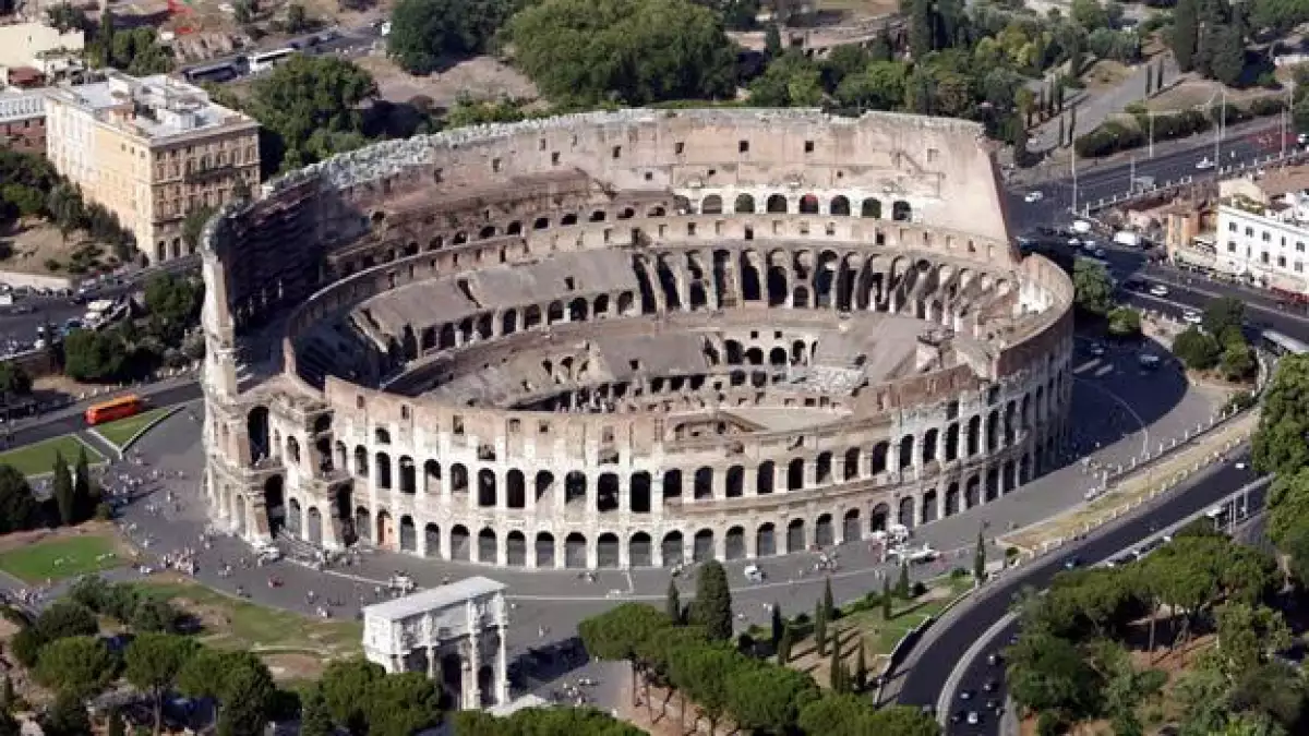 coliseo romano video instalacion