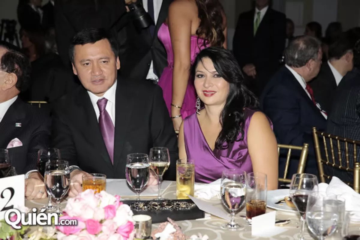 Miguel Ángel Osorio Chong (Secretario de Gobernación),Laura Vargas de Osorio