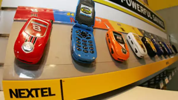 Nextel anunció recientemente que brindará el servicio de banda ancha móvil en Léon y Pachuca. (Foto: AP)