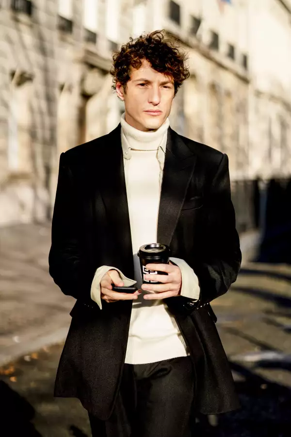 Paris m str F20 221.jpg