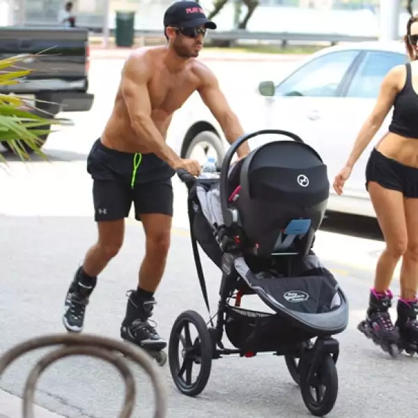 Erin no podía faltar en sus rutinas de ejercio.