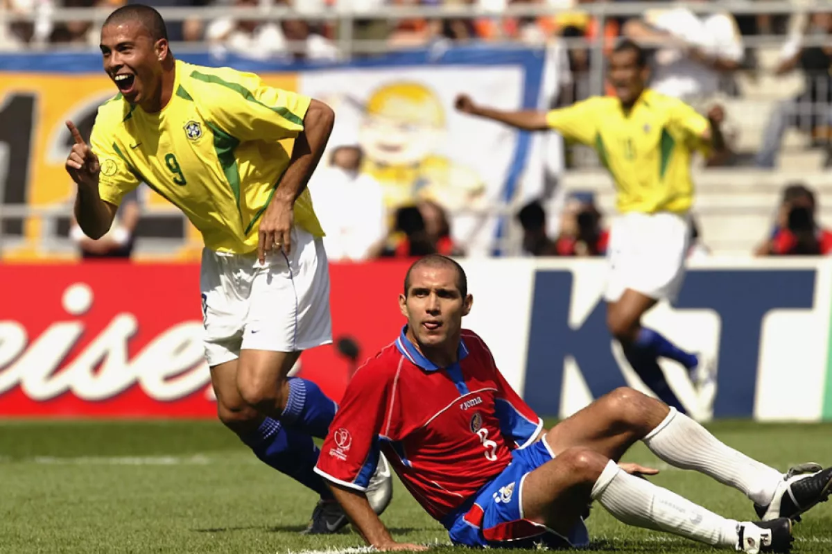 ronaldo leyenda mundialista.png