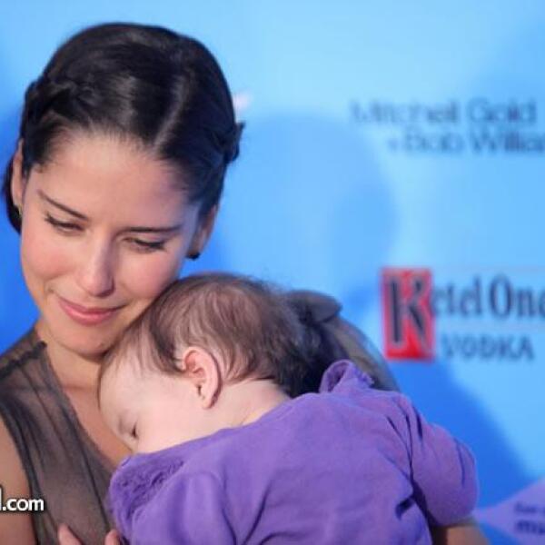 Ana Claudia Talancón enamorada y de