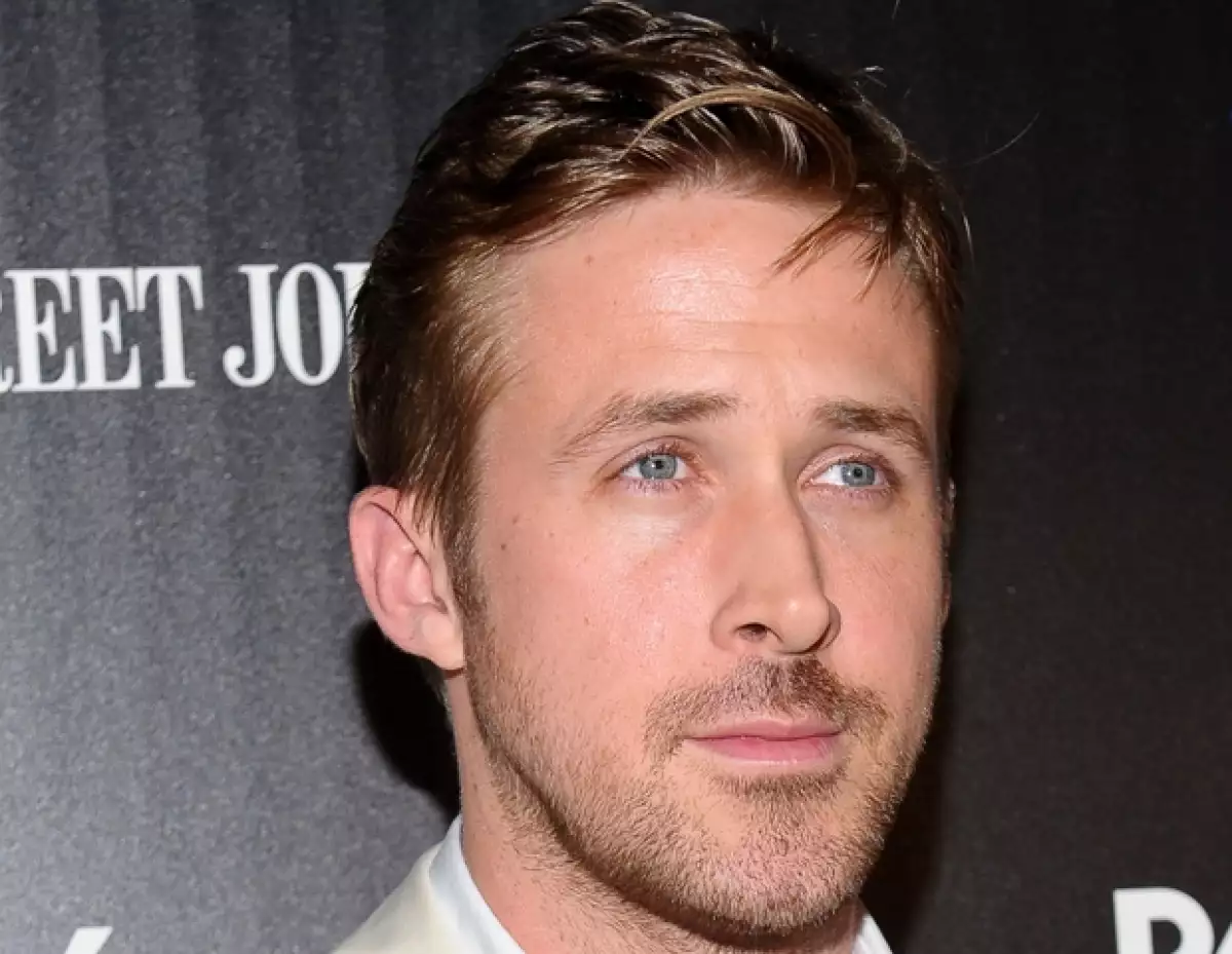 Sorprende a muchos el saber que Ryan creció en un hogar mormón.