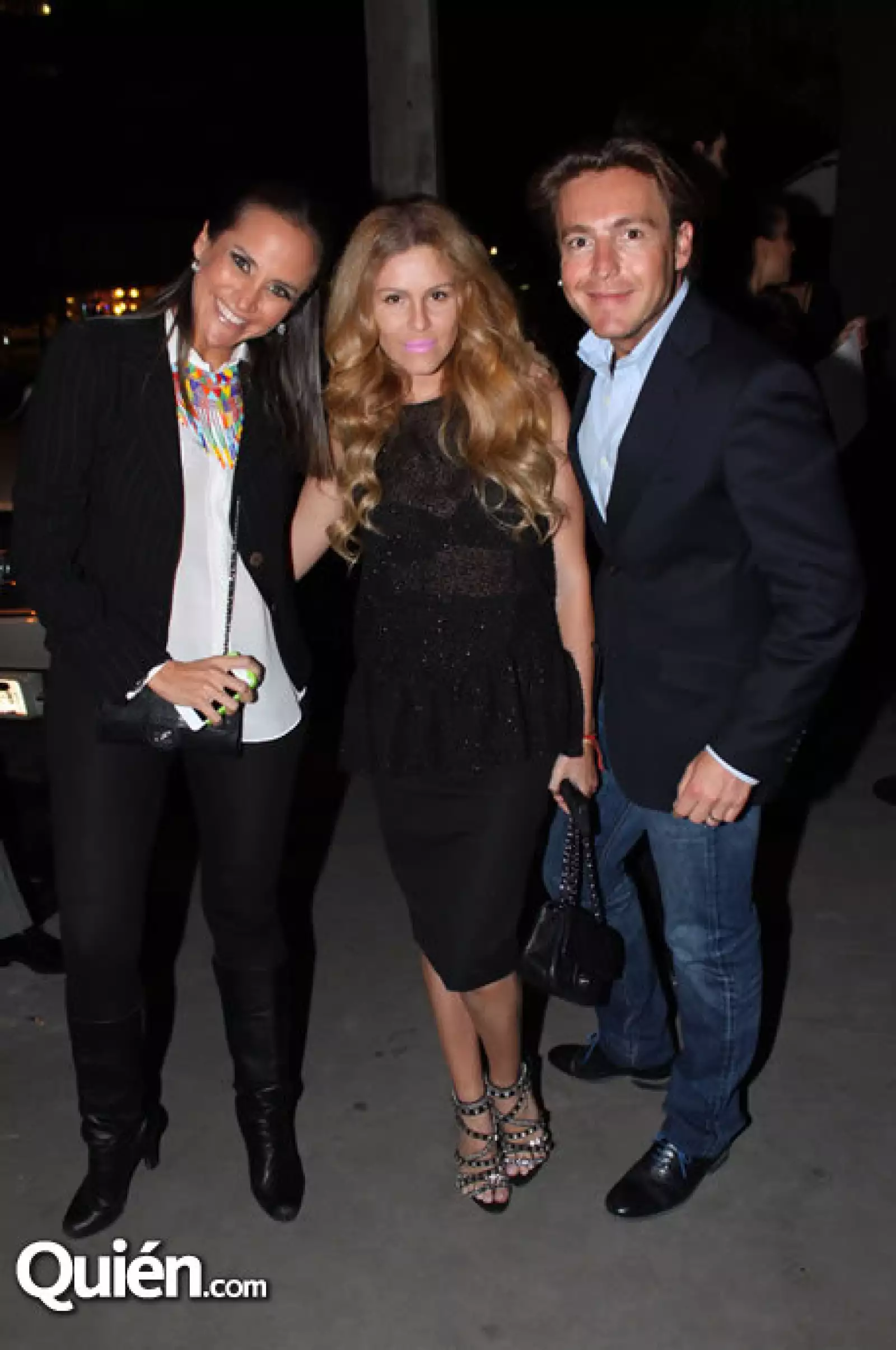 Alejandra Castillo,Michelle Torres y Mateo Gorina