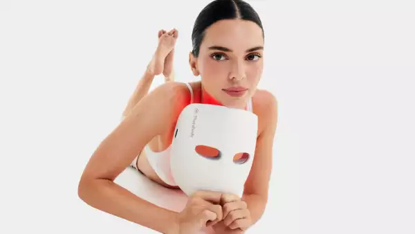 KENDALL THERAMASK.jpg