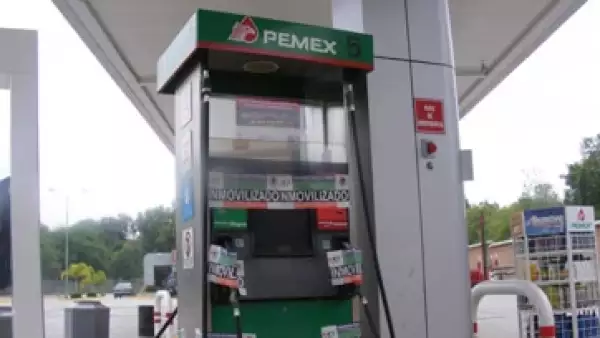 Gasoliner�as-de-Pemex-04