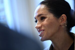 Meghan Markle aretes