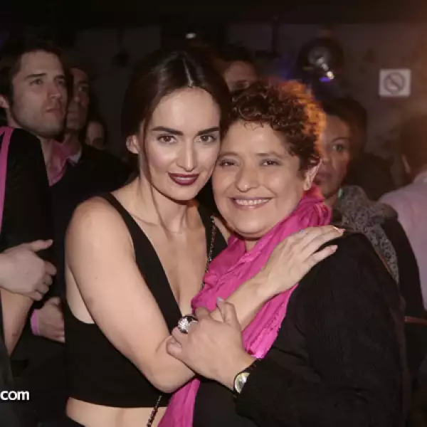 Danna,Ana de la Reguera