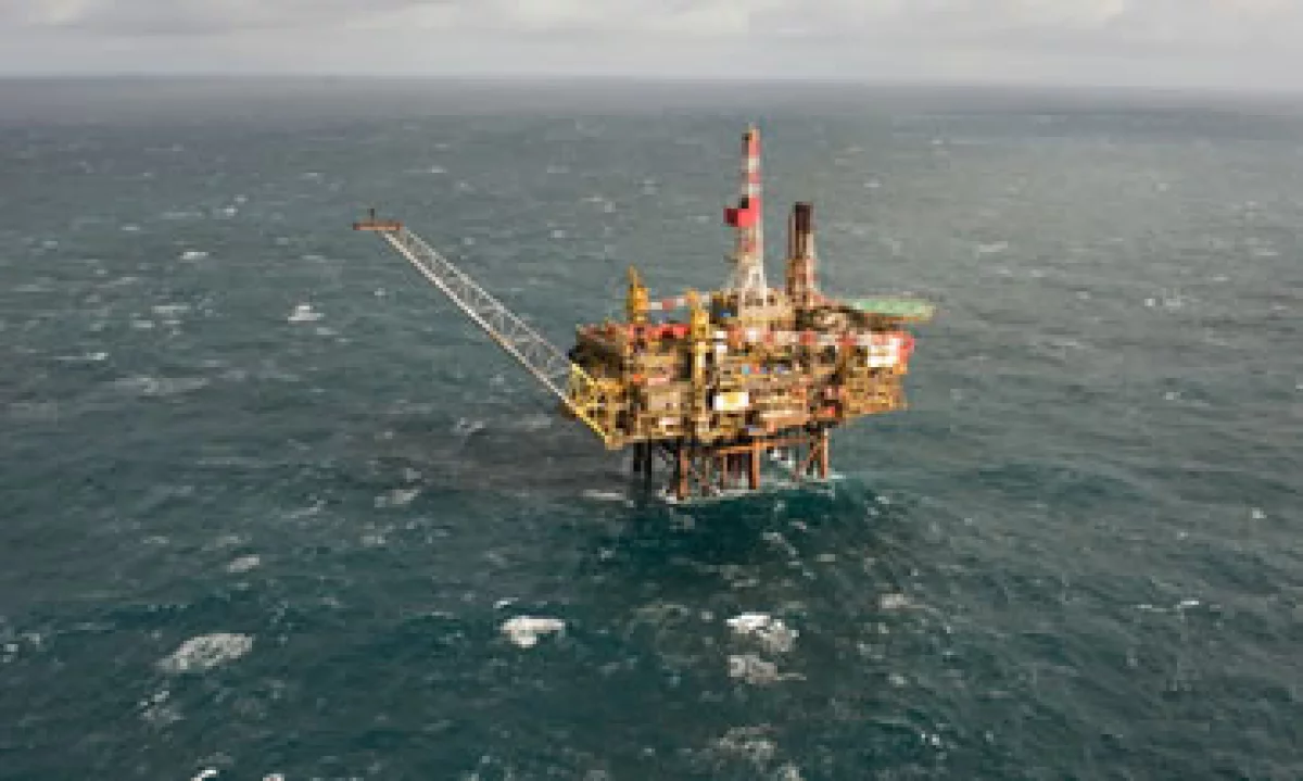 Shell calcula que 54,600 galones de crudo se han derramado en el Mar del Norte desde la plataforma frente a la costa oriental de Escocia. (Foto: Reuters)