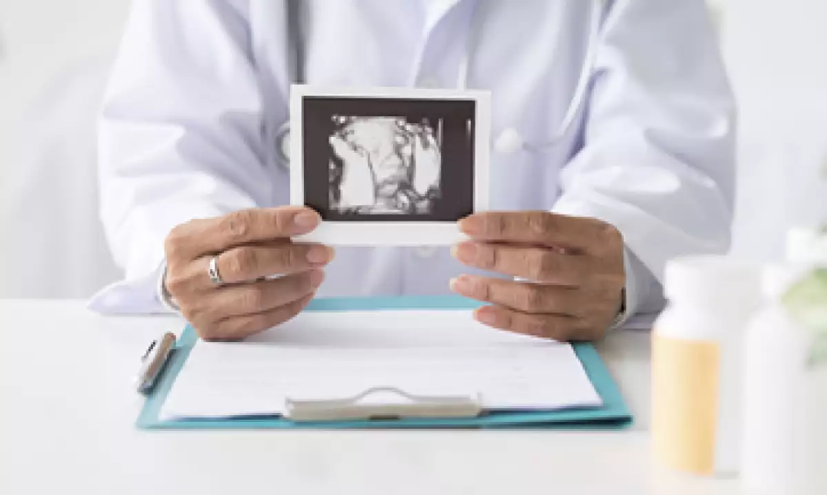 Cada vez son más los pacientes que buscan concebir y tratarse en México hasta por un millón de dólares. (Foto: iStock by Getty Images)