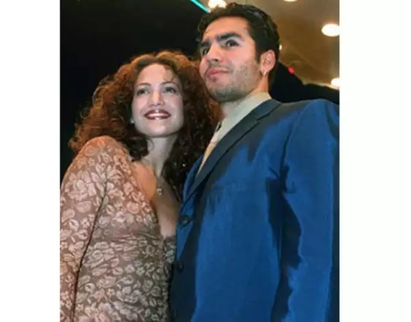 Ojanu Noa, quien fuera esposo de J.Lo, quería vender un video donde tiene relaciones sexuales con la cantante.