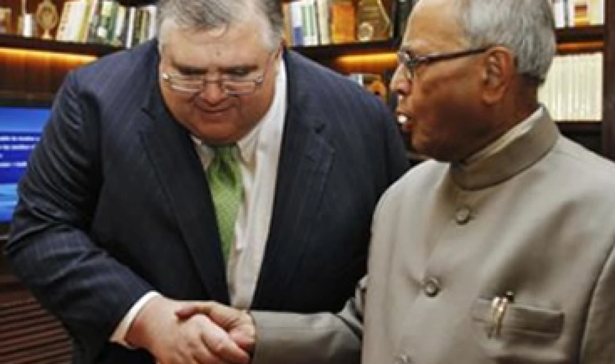 Agustín Carstens se reunió con el ministro de Finanzas de India. (Foto: Reuters)