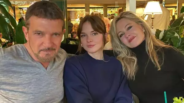 Antonio Banderas, Stella del Carmen y Melanie Griffith