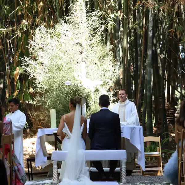 Karen Ferrero y Johnny Abraham