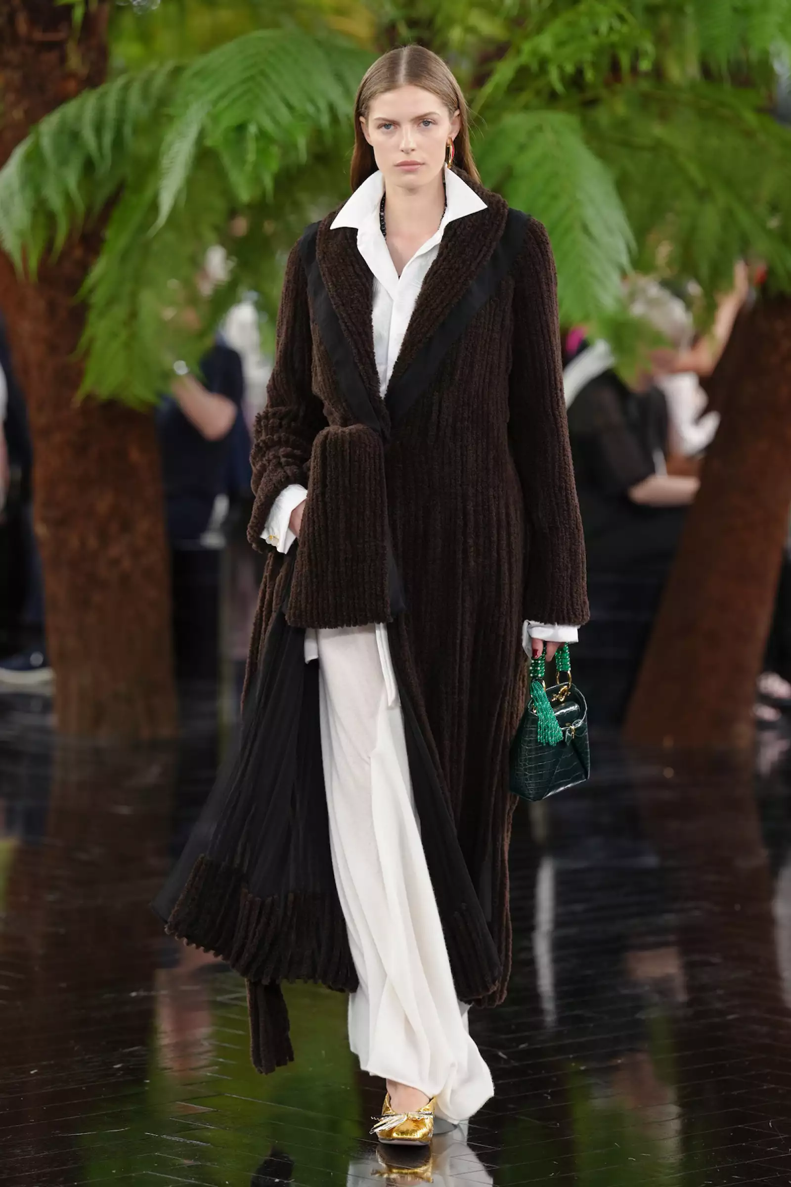 Christian Dior HC F26 016.jpg