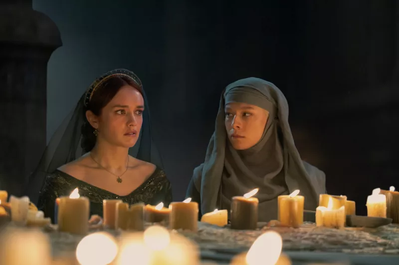 olivia-cooke-emma-d-arcy (1).jpg