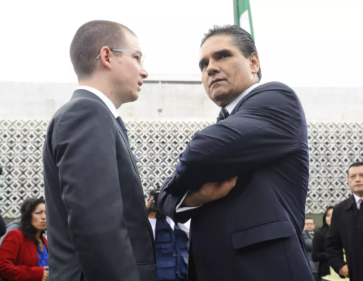 Anaya sin respaldo de Aureoles