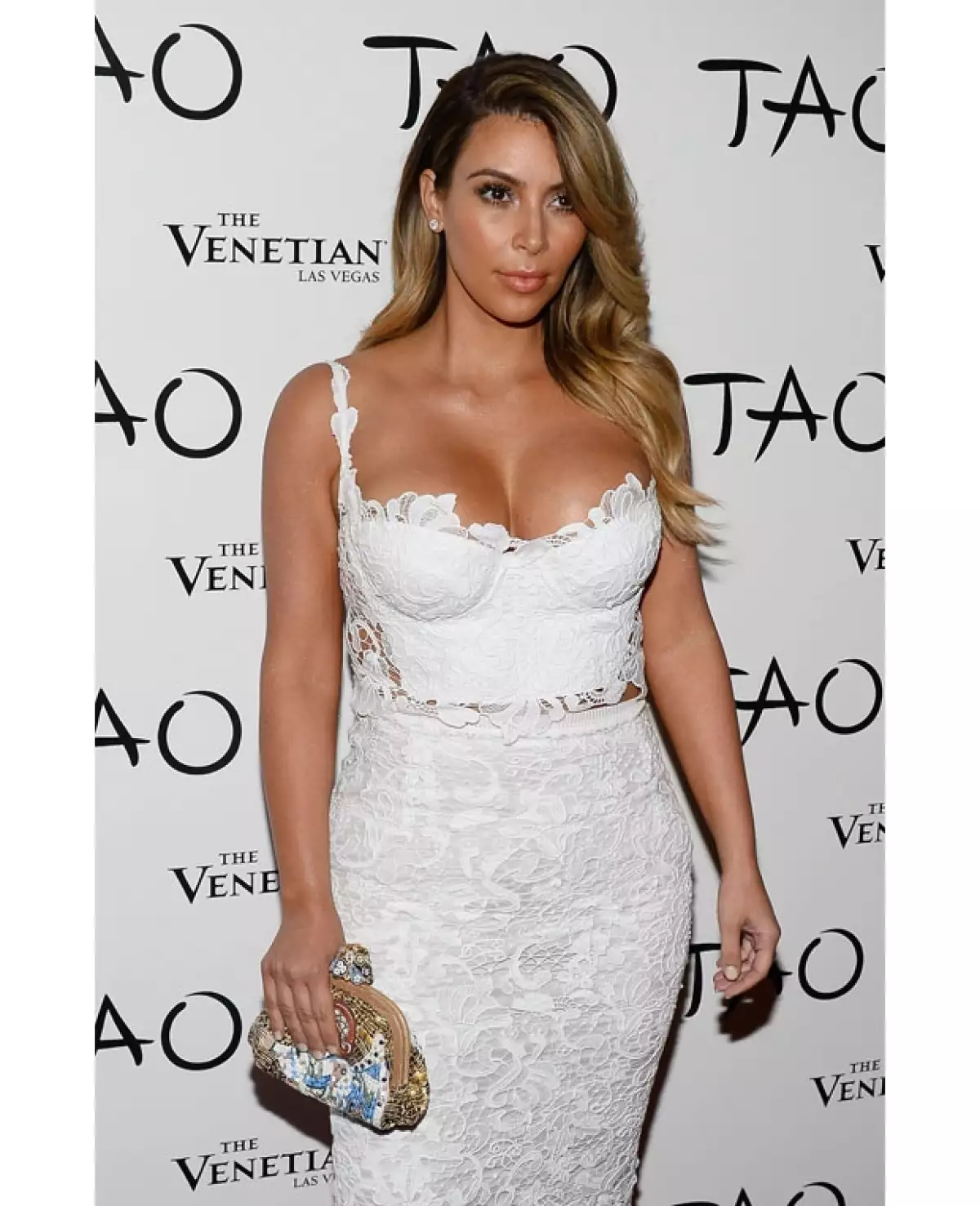 La estrella televisiva asegura que deshacerse de los kilos de más que ganó durante el proceso de gestación de su primogénita fue muy difícil y que esa foto fue su respuesta a los que la criticaron.