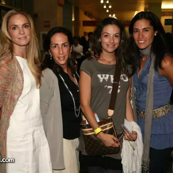 Paola García,Delia Lozano,Valeria Contreras,Luz María Zetina