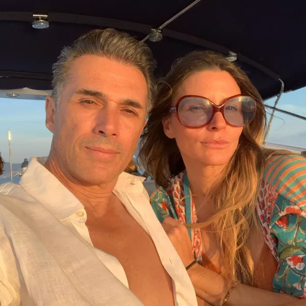 Sergio Mayer e Issabela Camil