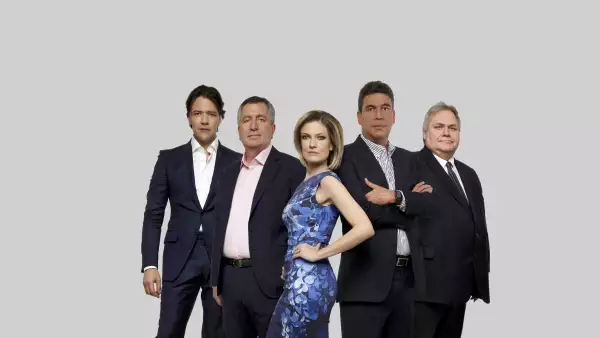 De izquierda a derecha: Rodrigo Herrera, Jorge Vergara, Ana Victoria García, Arturo Elías Ayub y Carlos Bremer.