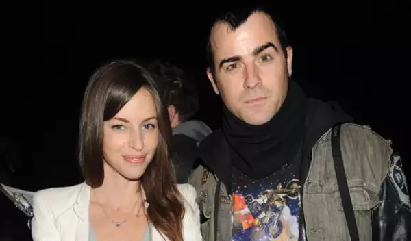 Heidi Bivens y Justin Theroux comenzaron su relación cuando tenías 20 y 24 años respectivamente.