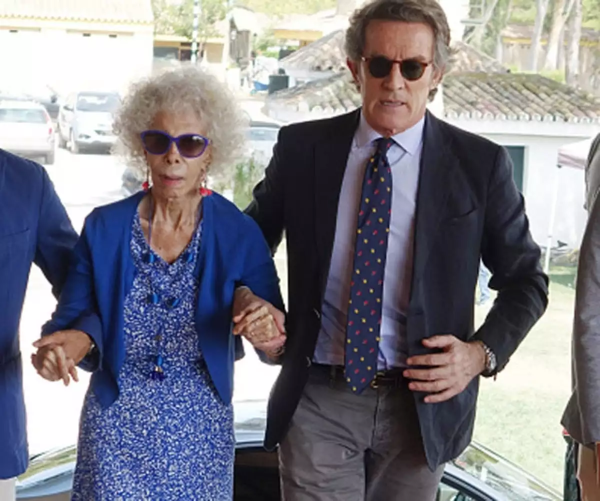 La mujer con más títulos nobiliarios en el mundo falleció este 20 de noviembre a los 88 años y muchos pensaban que su esposo se quedaría con su fortuna, pero ella repartió su herencia antes.