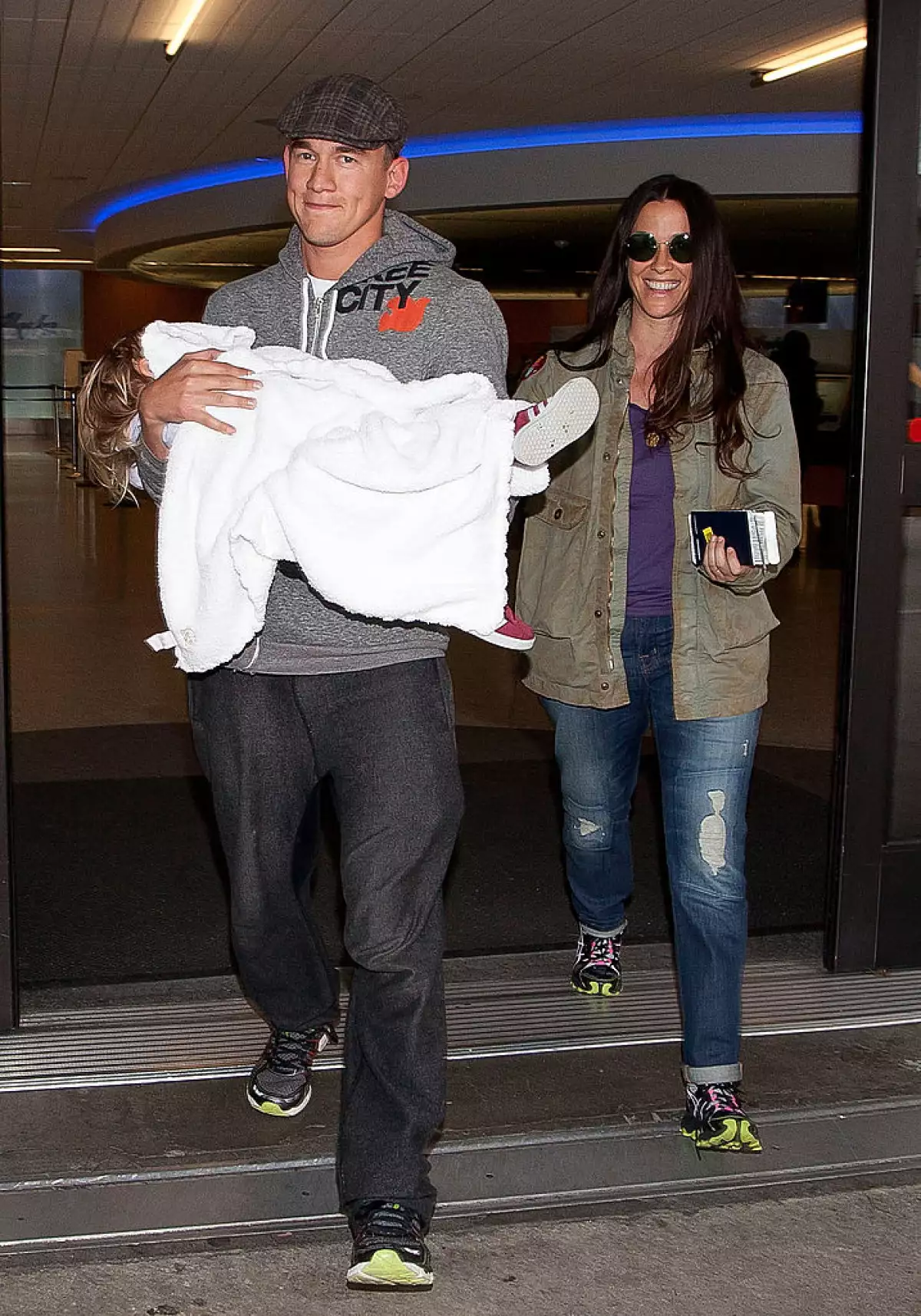 Celebrity Sightings - Bauer-Griffin - 2013