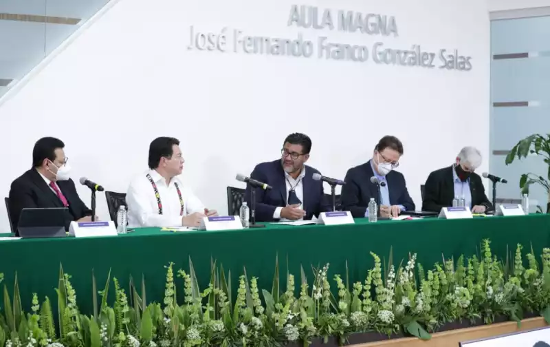 Mario Delgado, presidente nacional de Morena, ante los magistrados del Tribunal Electoral del Poder Judicial de la Federación (TEPJF)