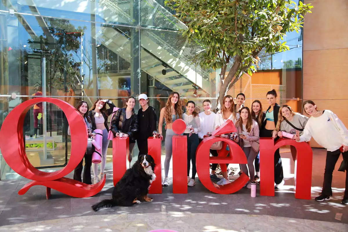 QUIÉN CON REN GÓMEZ