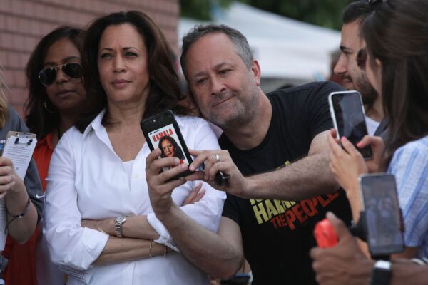 ¿Quién es el esposo de Kamala Harris, la nueva vicepresidenta de EU?