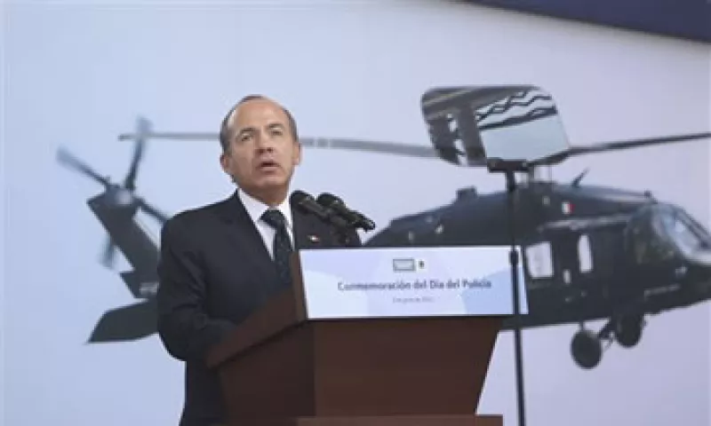 Calderón también urgió a la elección de los tres consejeros del IFE. (Foto: AP)