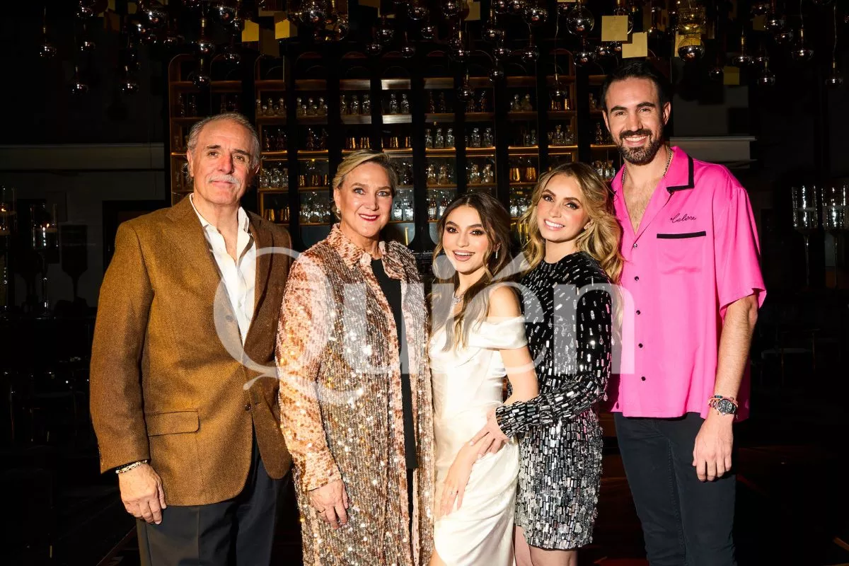 Sofía Castro se compromete en matrimonio con Pablo Bernot