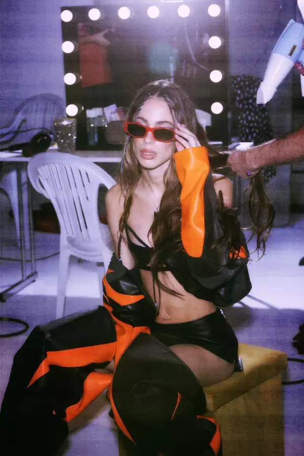 HAWKERS_TINI_BACKS0008.jpg