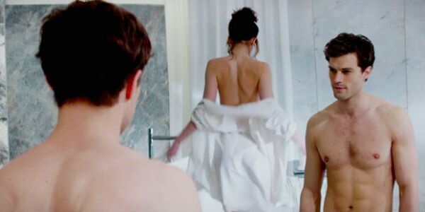 La película cuenta una historia con una fuerte carga sexual.