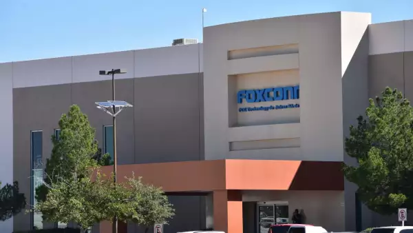 foxconn-y-chihuahua-se-asocian