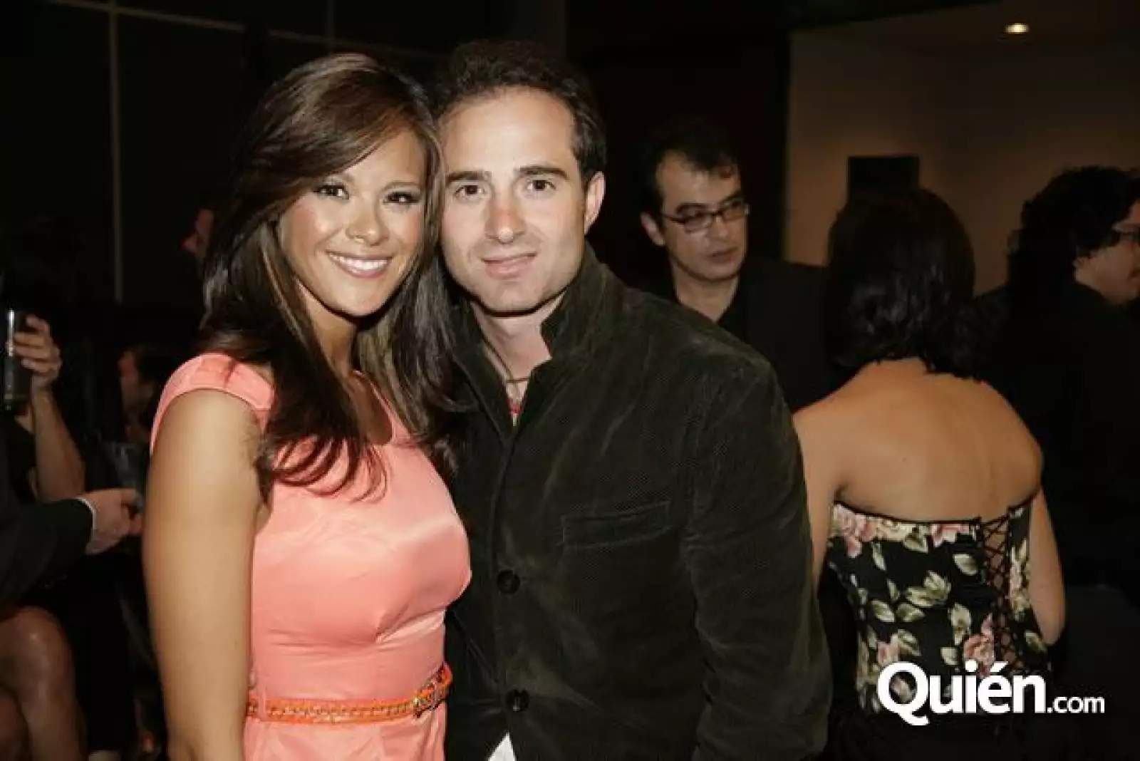 Entre lo Publico y lo Privado