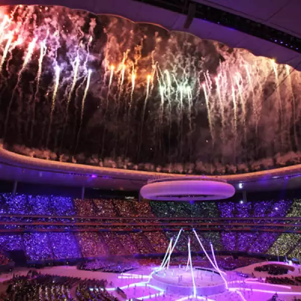 El colectivo de música electrónica Nortec se robó el show y puso a bailar a los 45,000 asistentes que se dieron cita en el Omnilife.