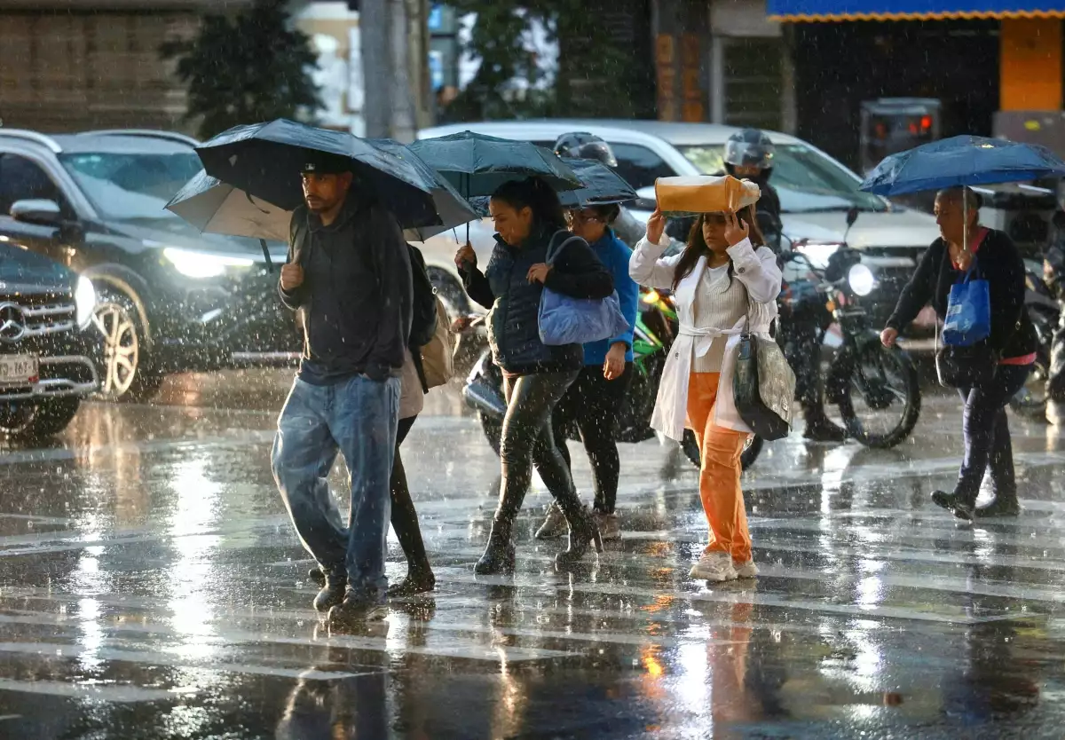 Hay alerta amarilla por lluvias en CDMX hoy en estas alcaldías, ¿a qué hora lloverá? 