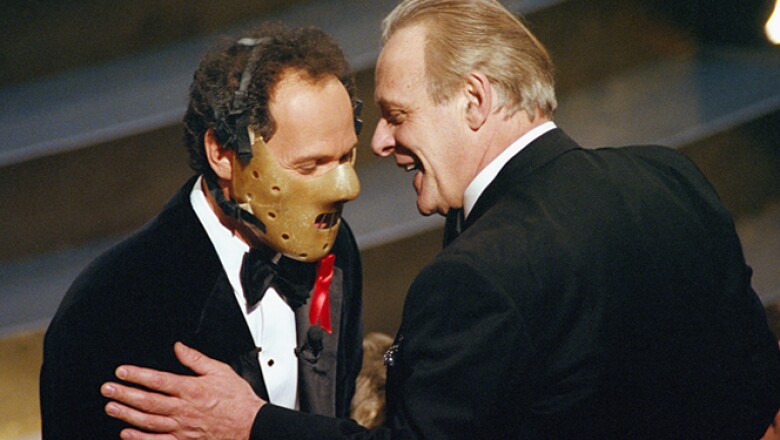 En 1992 el actor Billy Cristal, quien fungió como maestro de ceremonias, usó la emblemática máscara de Hannibal Lecter. Ese año Anthony Hopkins fue nominado por su papel en El Silencio de los Inocentes.