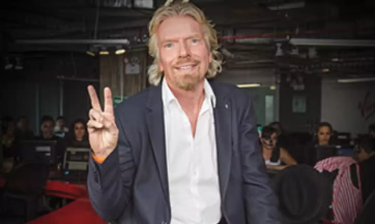 El empresario británico visitó en noviembre las oficinas de Virgin Atlanic en México. (Foto: Tito Trueba / Revista Quién)