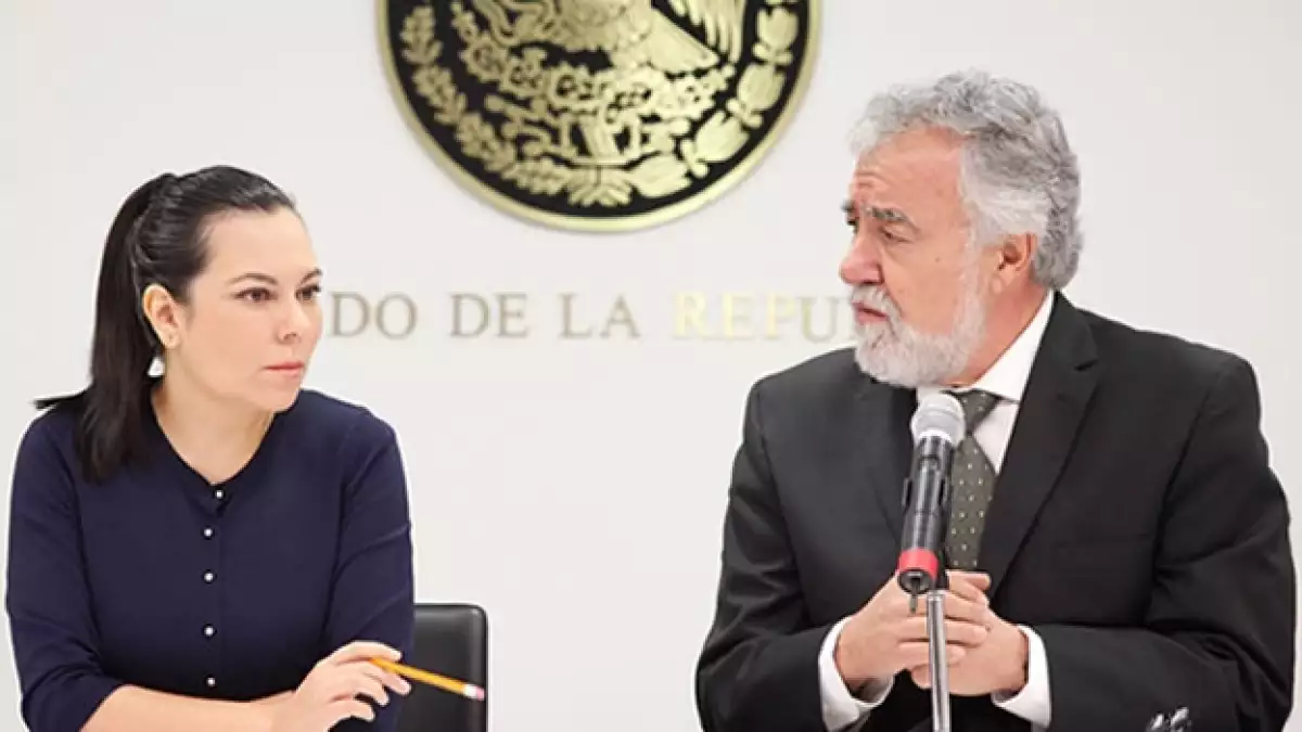 laura rojas, alejandro encinas