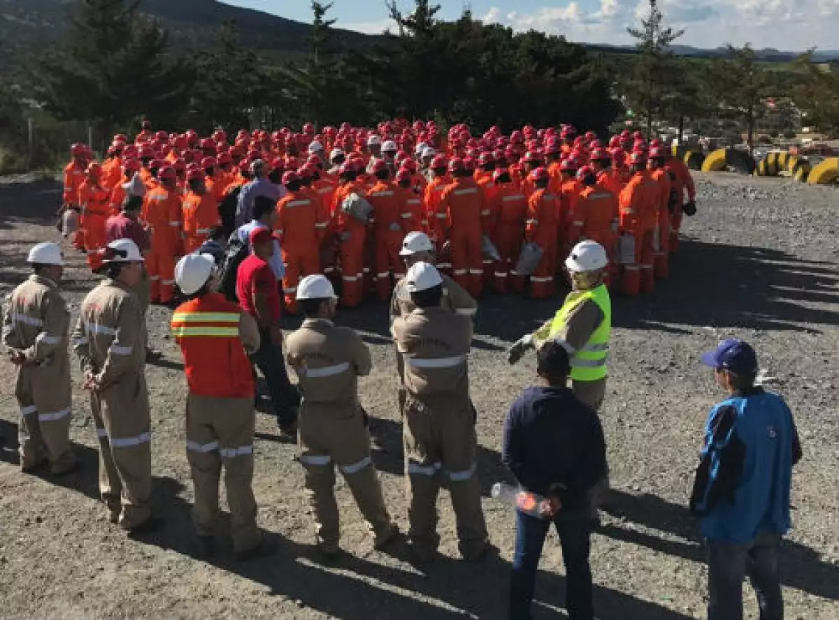 trabajadores mineros de la mina San Mart�n
