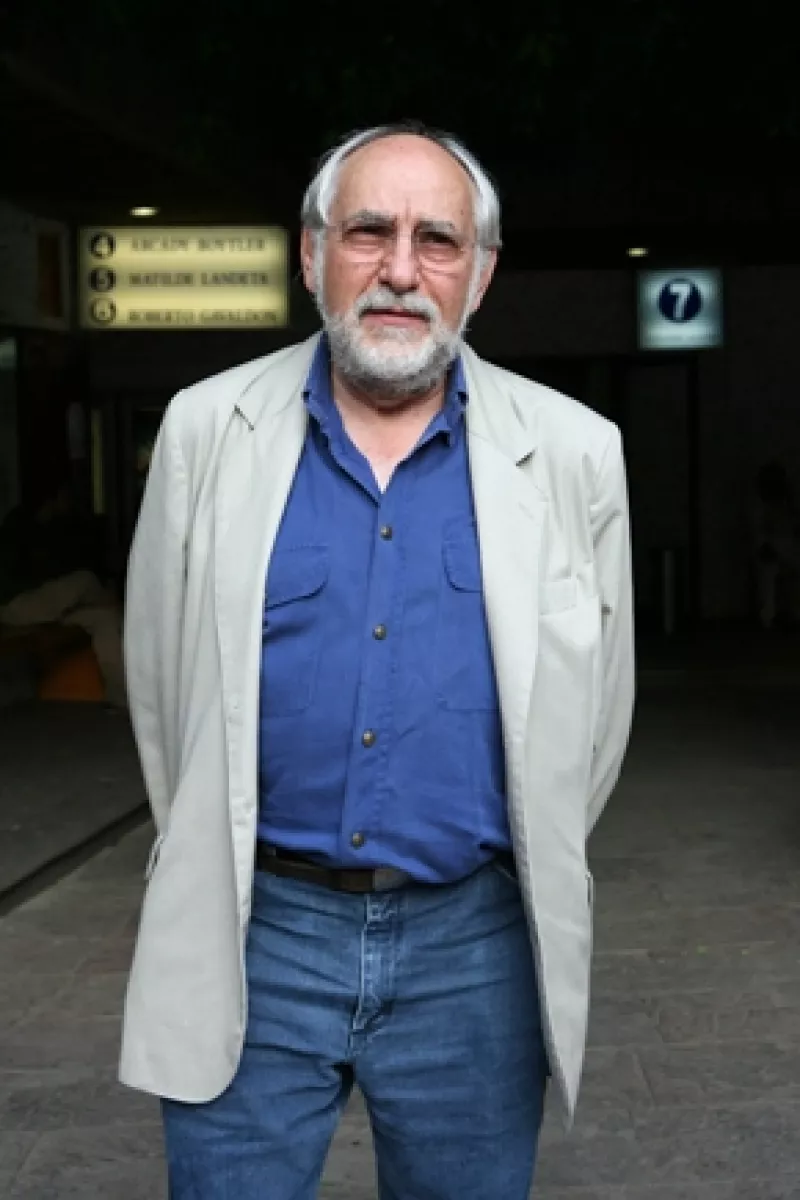 El cineasta adjetivó como un `tontito´ a Luis Mandoki y un `farsante´ a Alfonso Arau, realizadores mexicanos que buscaron destacar en Hollywood hace algunos años.