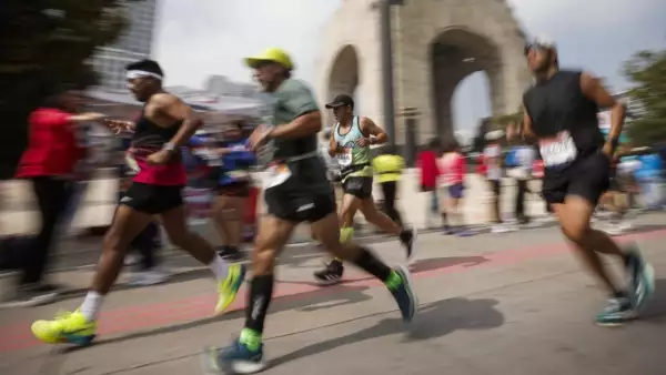 Maratón CDMX 2025 en vivo: calles cerradas, ruta, alternativas y cierres del Metrobús