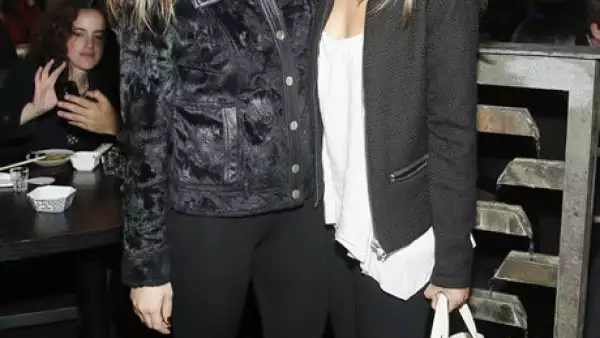 Mónica Sánchez,Mariana Peralta